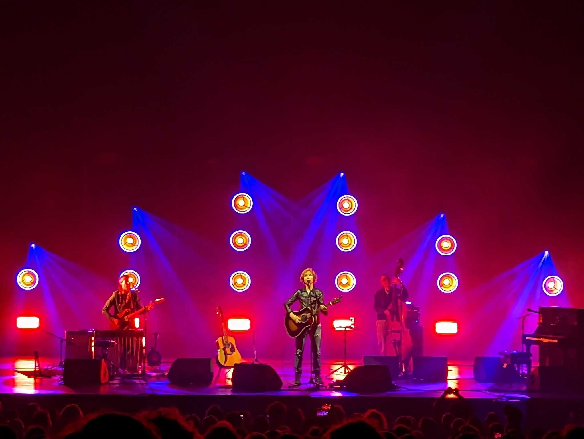 Beck2023-04-03PalaisTheatreMelbourneAustralia (4).jpg